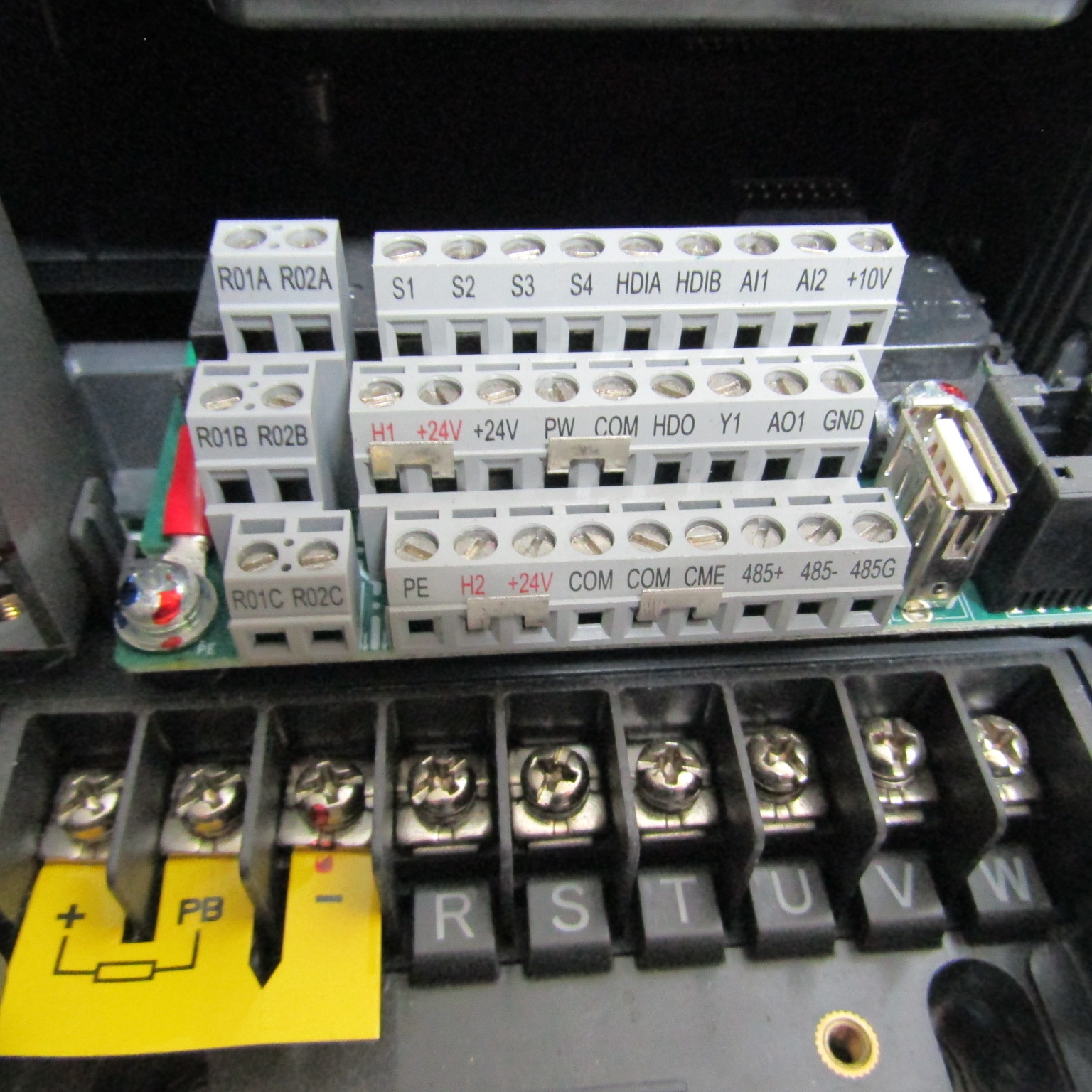 INVT Frequentieregelaar 1,5 kW 3PH400VAC